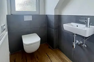 Neu saniertes Badezimmer