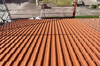 Neue Dachdeckung